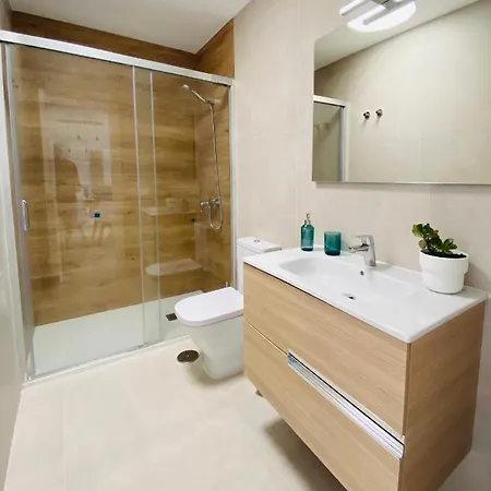 Puerto Del Carmen, Casa Mama *